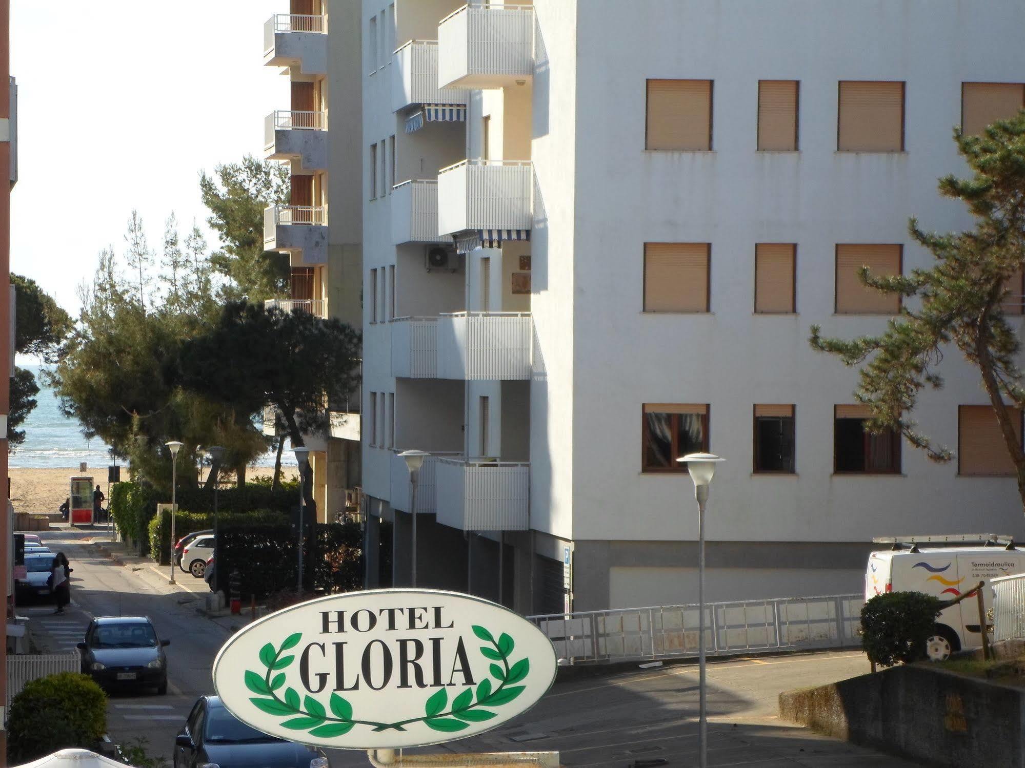 Hotel Gloria Lignano Sabbiadoro Buitenkant foto