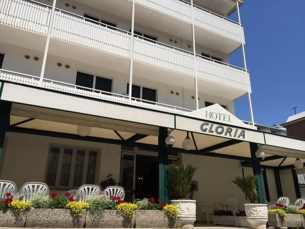 Hotel Gloria Lignano Sabbiadoro Buitenkant foto